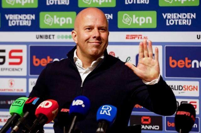 1714779507458011249.jpg siluote.jpg