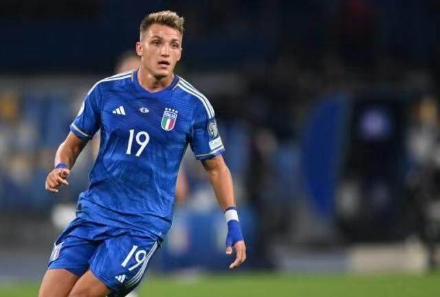 1679959306930052558.jpg d20a2dd072f635522c01325f88d5e67.jpg